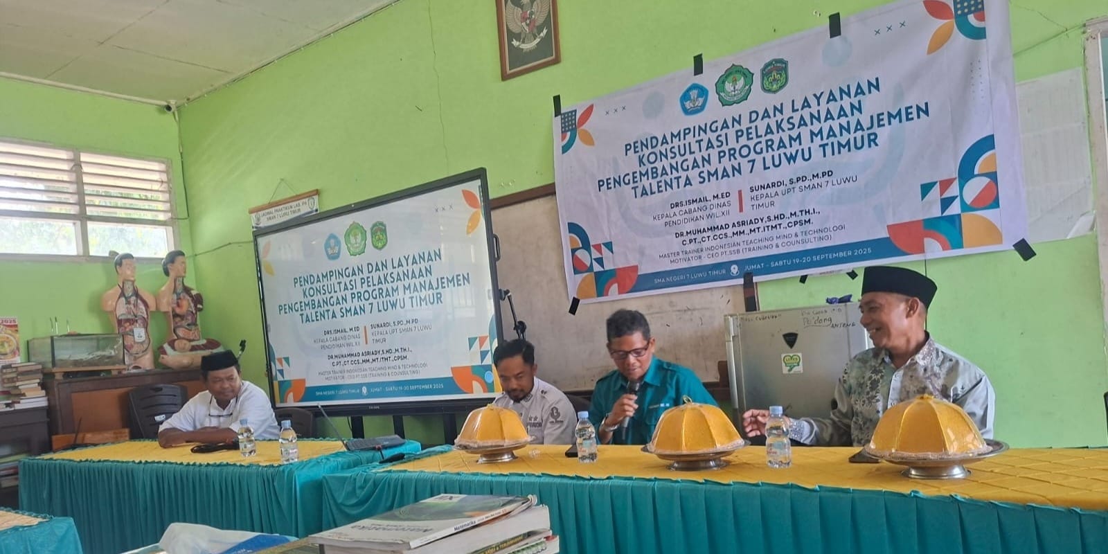 Guru SMAN 7 Luwu Timur Ikuti Pendampingan Program Manajemen Talenta Bersama Dr. Asriady