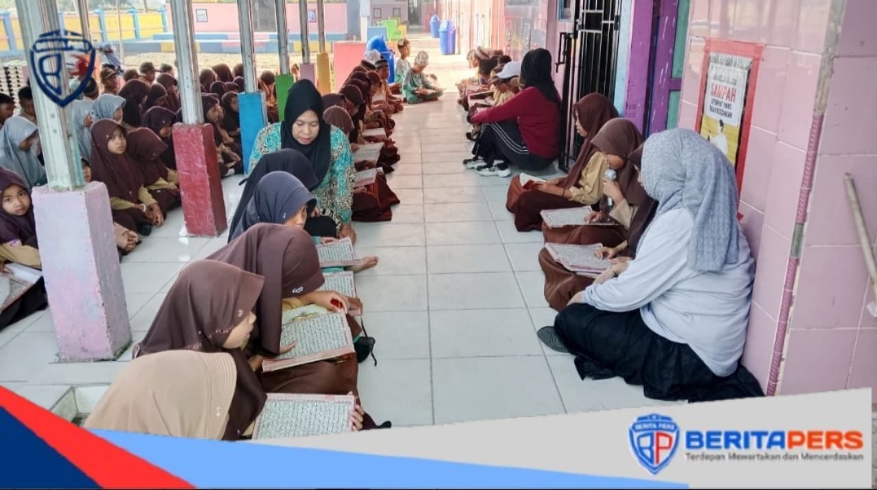 SDN 63 Wae Tuoe Gelar Yasinan dan Shalawat Rutin Setiap Jumat