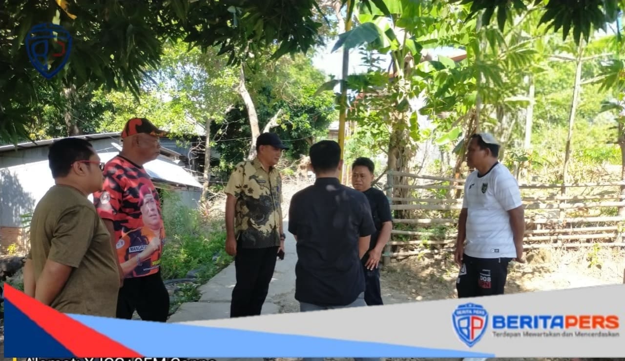 Lurah Cappa Galung Tinjau Pembangunan Pagar Warga dan Proses Penebangan Pohon Kering
