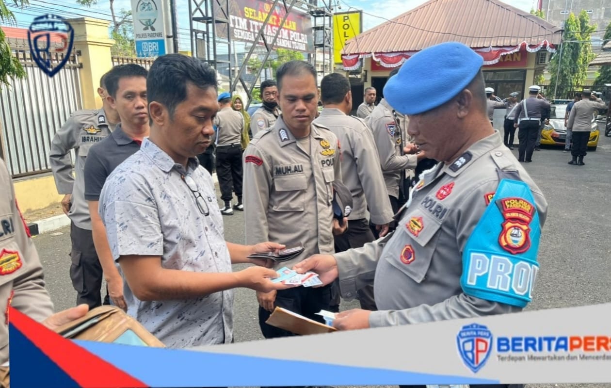 Gaktibplin Propam Polres Parepare, Pastikan Penampilan Anggota Sesuai Ketentuan