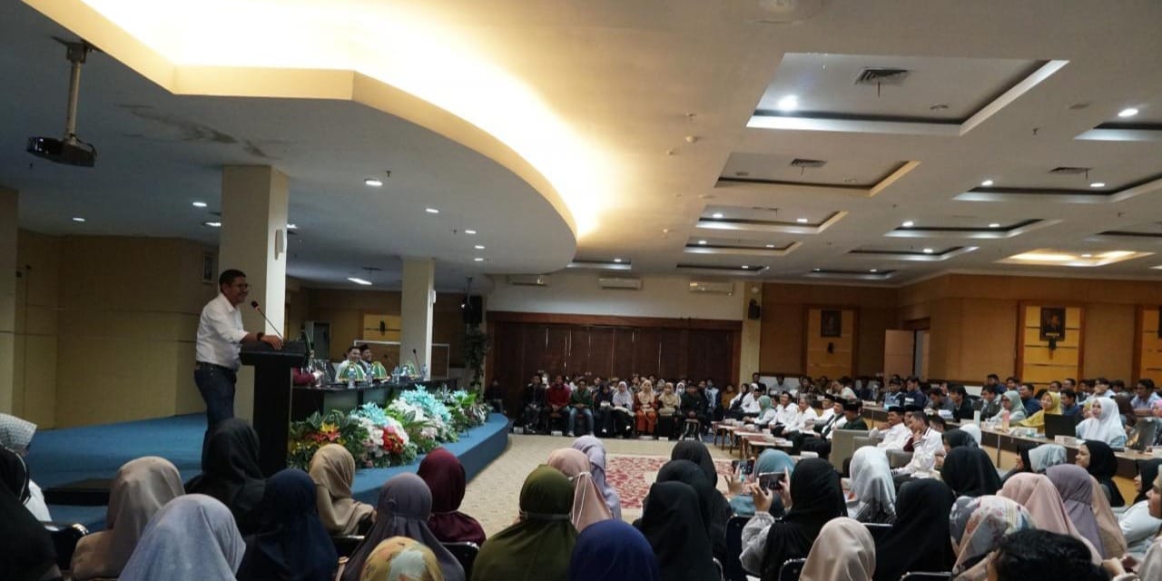 Belajar dengan Hati: UINAM Sambut Mahasiswa Baru Pascasarjana dengan Kuliah Umum Berbasis Cinta