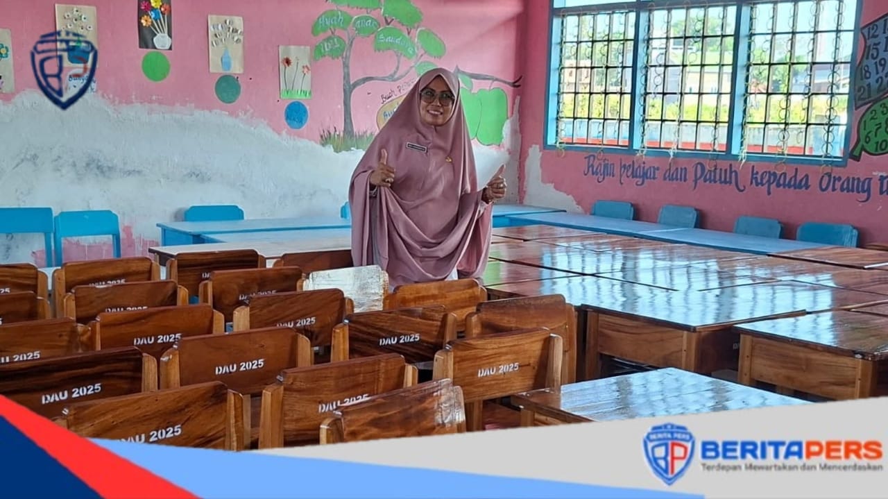 UPT SDN 58 Bersyukur Terima Bantuan Meja Dan Kursi Dari Disdikbud