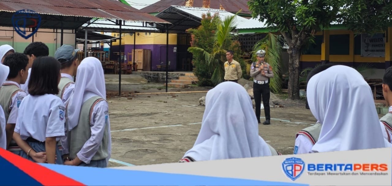 Police Go To School, Kasat Lantas Parepare Ajak Pelajar SMAN 4 Tertib Berlalu Lintas