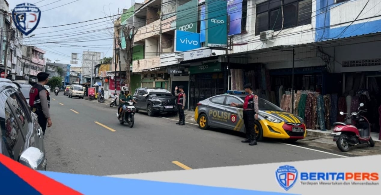 Patroli Dialogis Sat Samapta Dukung Kelancaran Arus Kendaraan dan Pantau Situasi  Kota