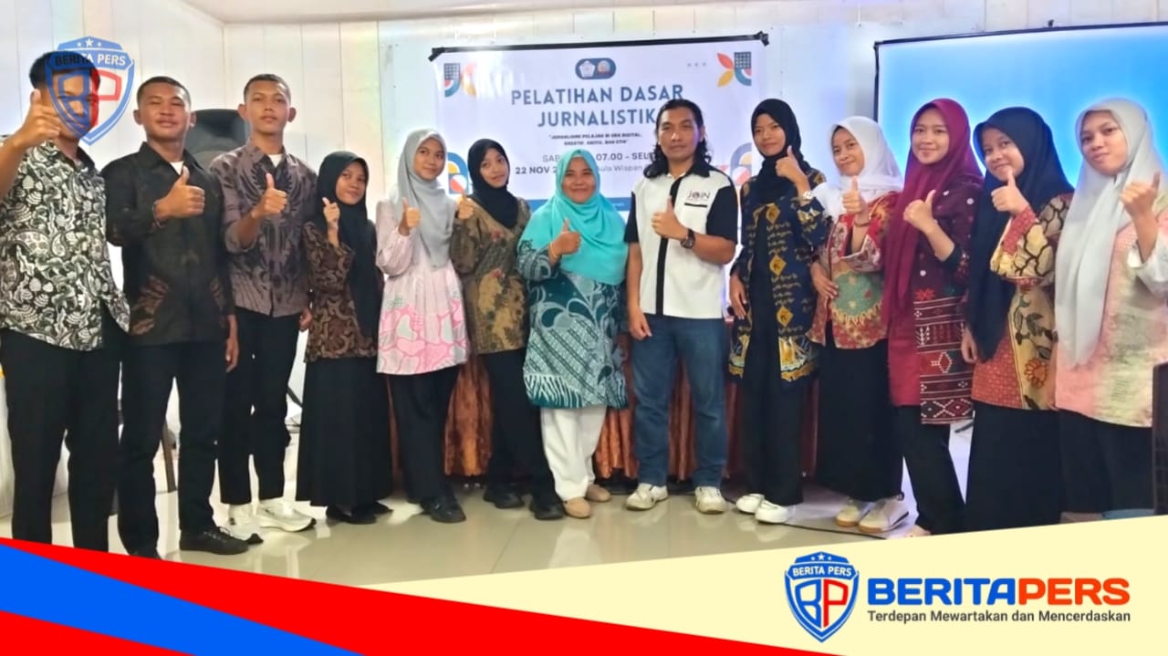 Pelatihan Dasar Jurnalistik OSIS SMAN 5 Takalar: Cetak Pelajar Kreatif, Kritis, dan Etis di Galesong