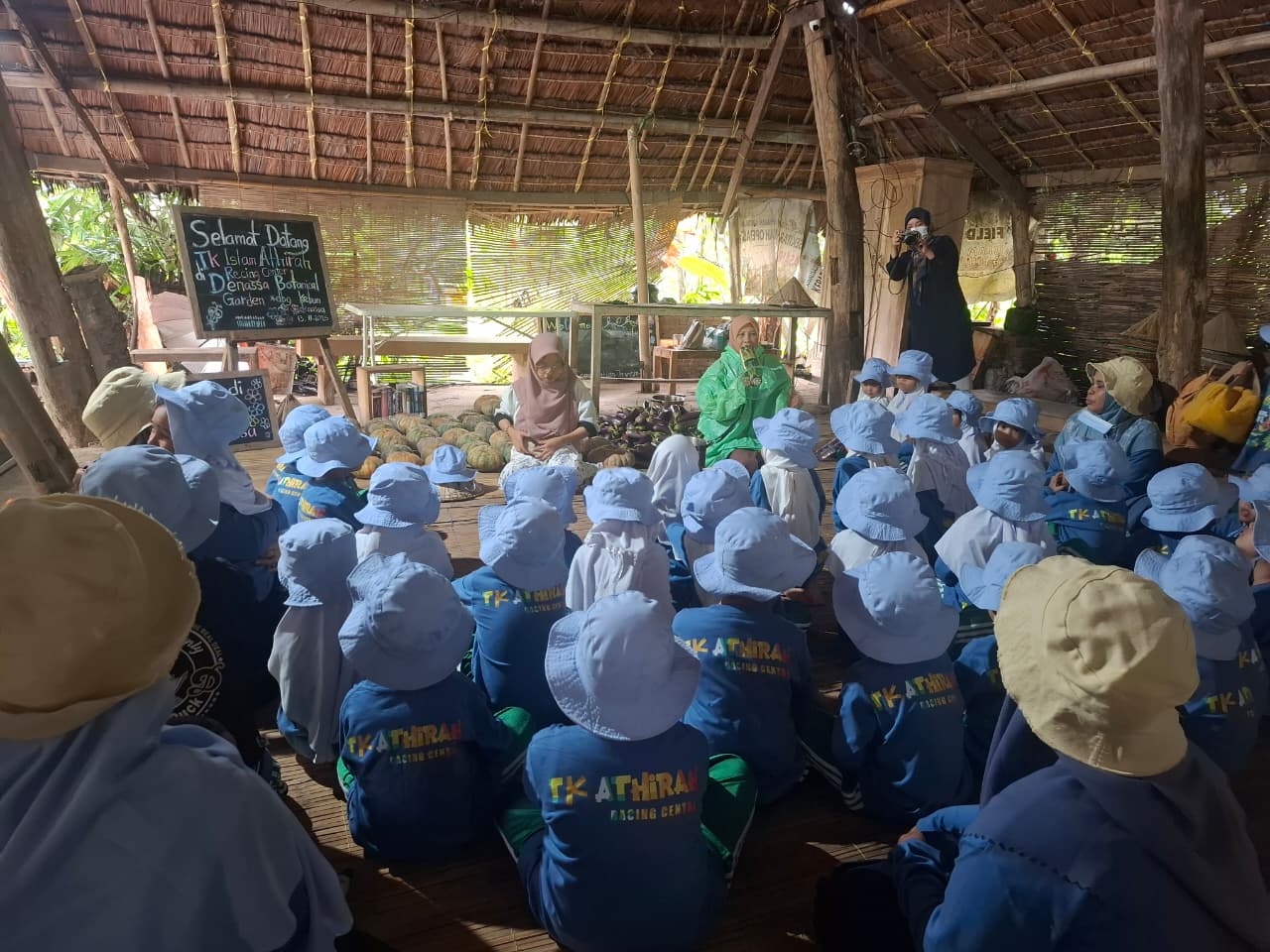 Explore Nature, TK Islam Athirah Racing Centre Gelar Fieldtrip Edukatif di Denassa Botanical Garden