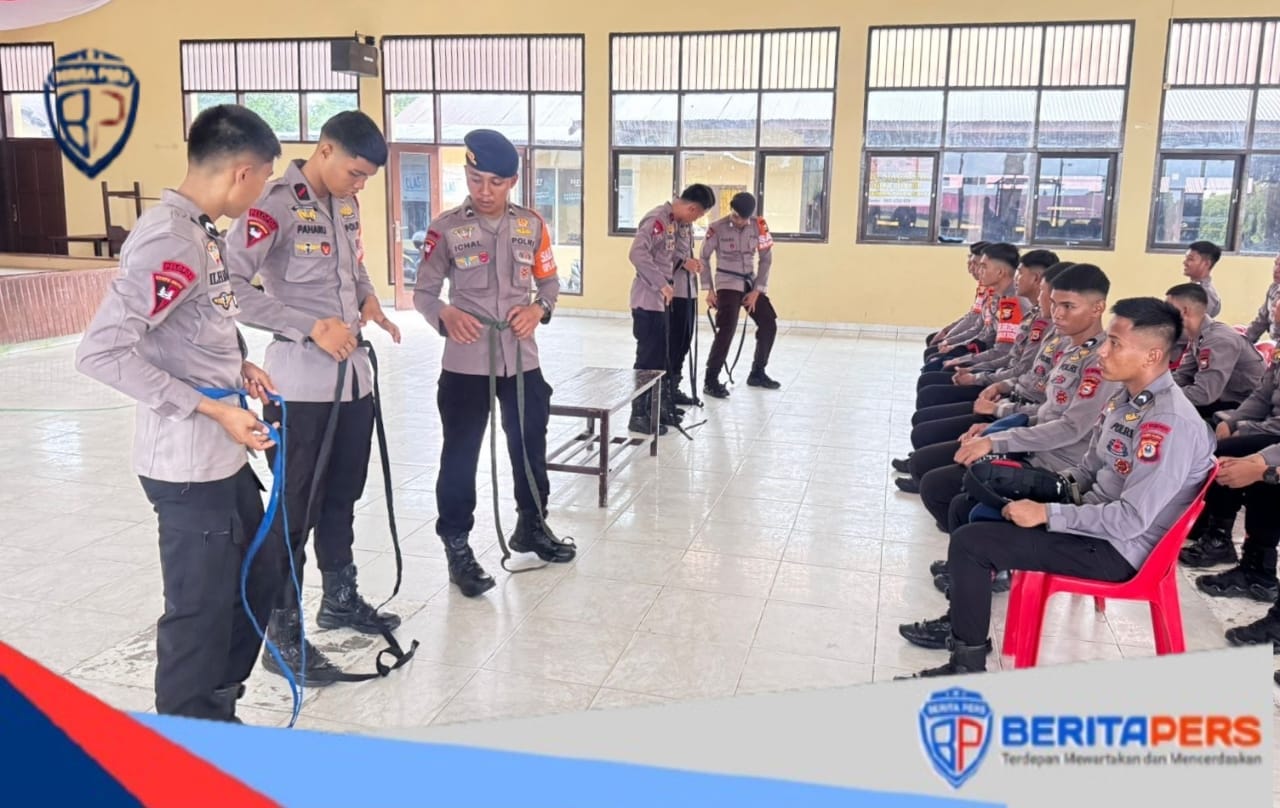 Batalyon B Pelopor Satuan Brimob Polda Sulsel Perkuat Kesiapsiagaan Melalui Latihan SAR Intensif