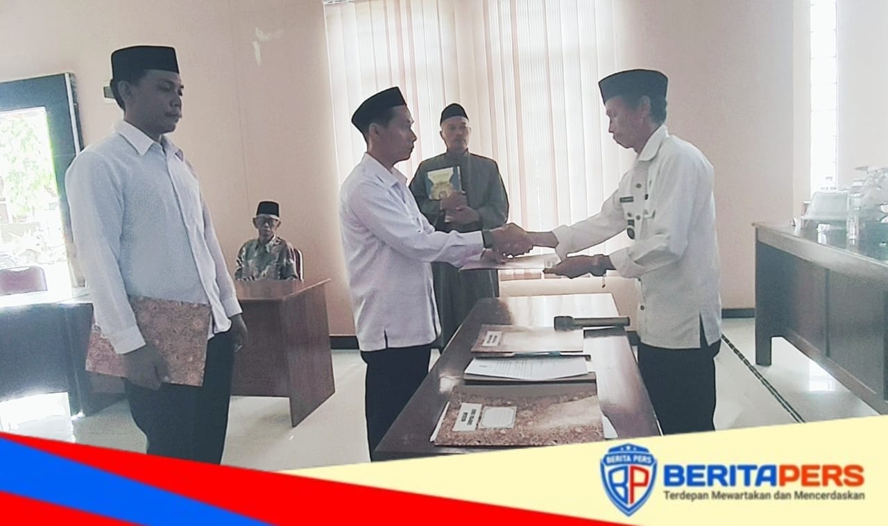 H. Amiruddin, B.Sc Lantik Dua Kepala Dusun Baru, Tegaskan Komitmen Pelayanan Publik