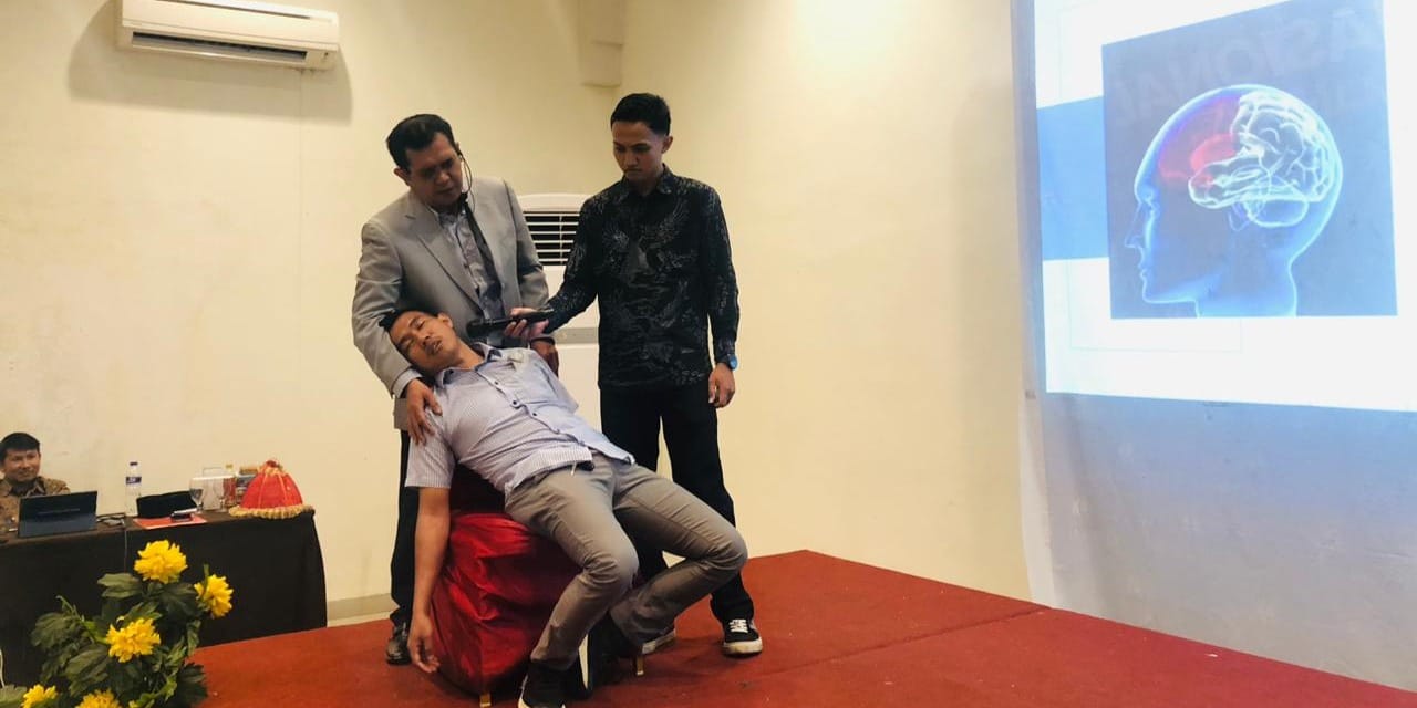 Mahasiswa MPI FTK UINAM Kuasai Rahasia Hypnoteaching untuk Cetak ‘Cerdas Anti-Galau’