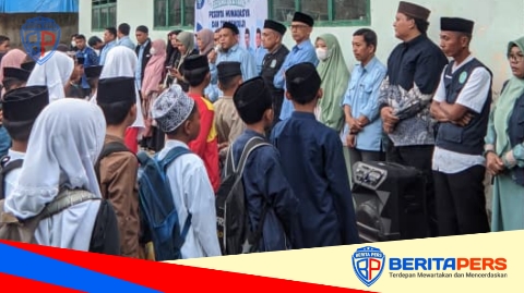 Ujian Santri Binaan LPPTKA DPD BKPRMI Takalar resmi di buka oleh Ketua Umum DPD BKPRMI