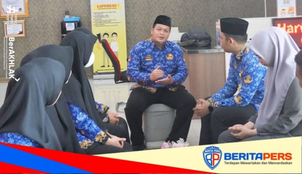 Briefing Pagi Front Office: Kuatkan Komitmen Pelayanan Prima di Awal Desember