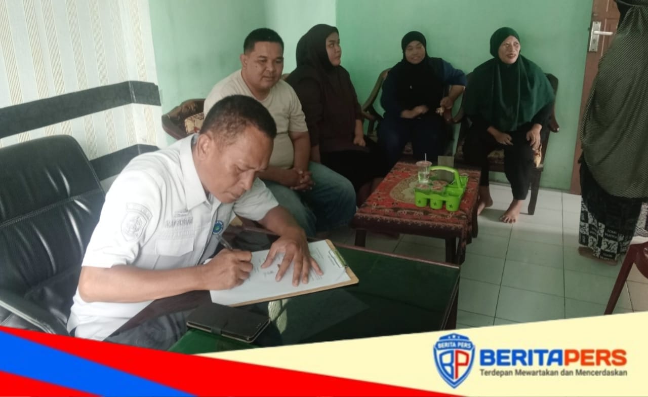 Lurah Raya Klarifikasi Isu Pemotongan BLT Kesra, Warga Pastikan Tidak Ada