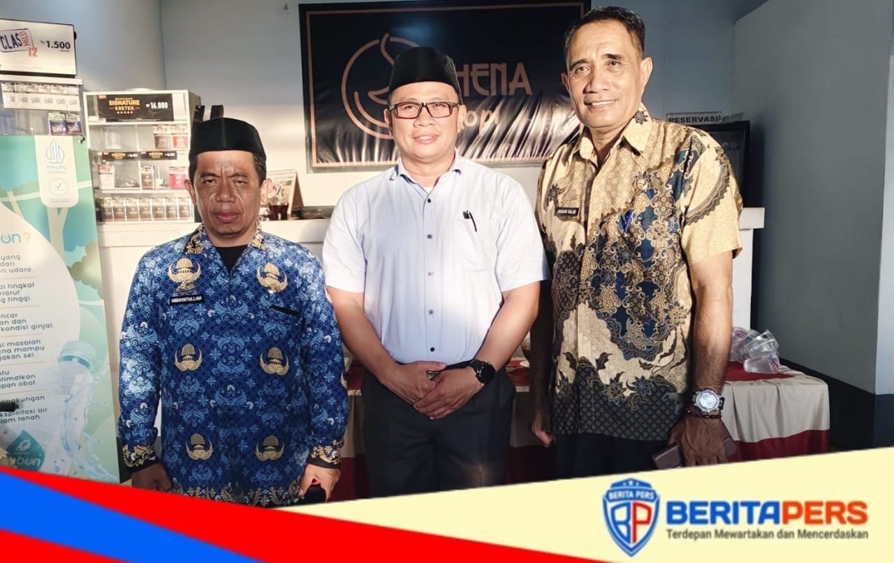 Pisah Sambut Lurah Cappa Galung Berlangsung Haru dan Penuh Kekeluargaan