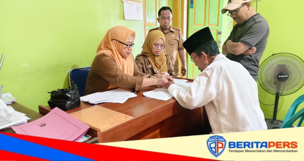 Penyaluran Transport Bulan Desember 2025 bagi Ketua RT/RW dan Unsur Kemasyarakatan di Kelurahan Cappa Galung