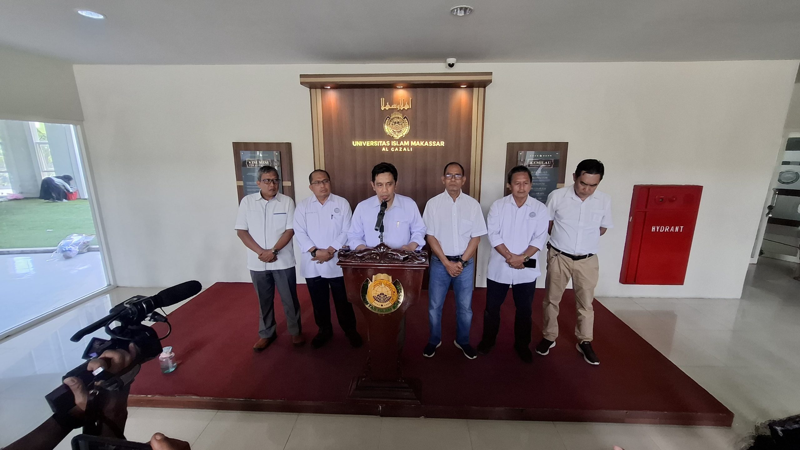 UIM Al-Ghazali Berhentikan Dosen ASN yang Viral Meludahi Pegawai Swalayan