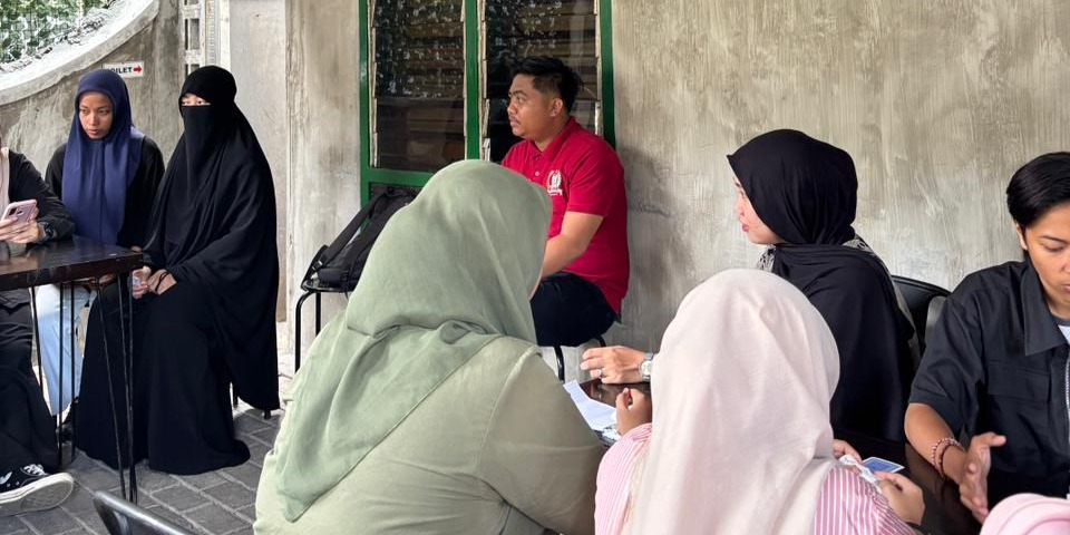Kuliah Tak Harus Kaku: Strategi Irfan Afandi Ubah Kedai Kopi Jadi Ruang Belajar Dunia