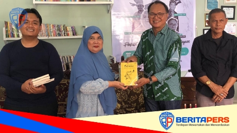 Yayasan Pendidikan Literasi Seni Sastra Pannyeleori Gelar Diskusi Buku “Permata Karya” di Takalar
