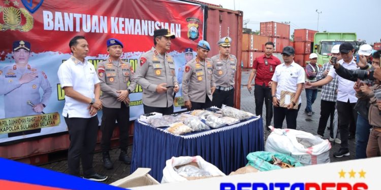 Polda Sulsel Kirim Bantuan Kemanusiaan untuk Korban Bencana Alam di Sumatera