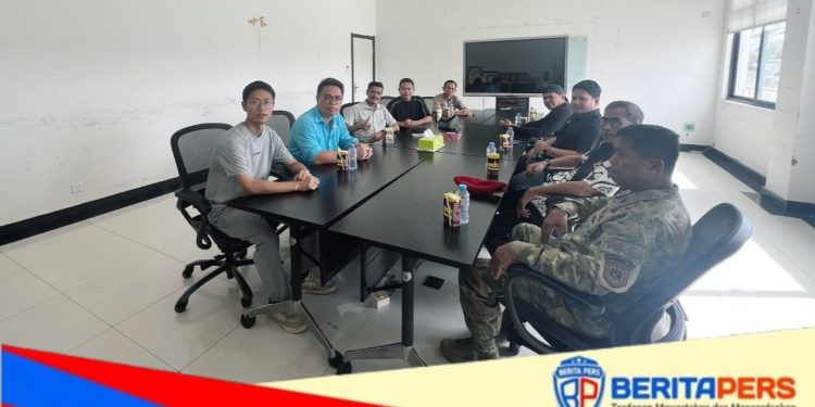 TNI AL, Kesbangpol, BINDA Pinrang Laksanakan Silaturahmi dan Pendataan TKA di PT BLG