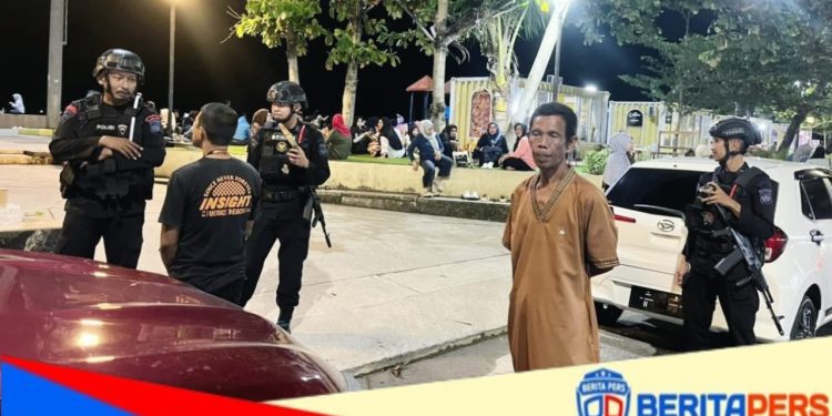 Batalyon B Pelopor Satuan Brimob Polda Sulsel Gelar Patroli Cipta Kondisi di Kota Parepare