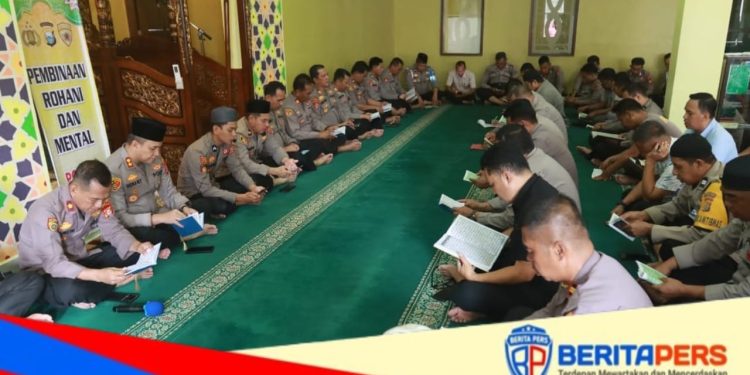Yasinan dan Doa Bersama Rutin, Kapolres Parepare Ajak Jajarannya Memakmurkan Masjid
