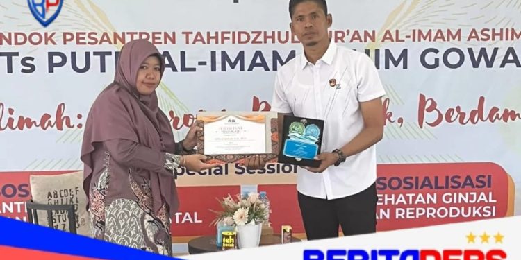 Cegah Penyalahgunaan Narkoba Sejak Dini, Kasat Resnarkoba Polres Gowa Sosialisasi di PPTQ Al-Imam Ashim