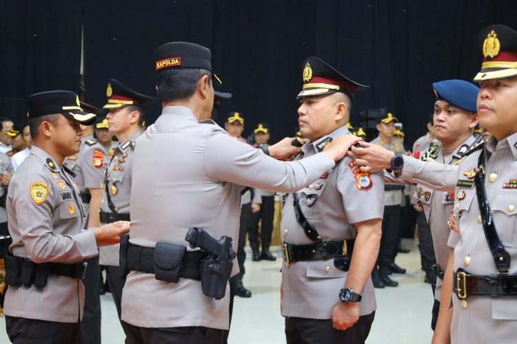 Kapolda Sulsel Pimpin Sertijab PJU dan Kapolres Serta Lantik Dirres PPA dan PPO