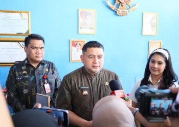 Dampingi Isyana Oka, Walikota Munafri Tegaskan Komitmen Makassar Wujudkan Generasi Emas 2045