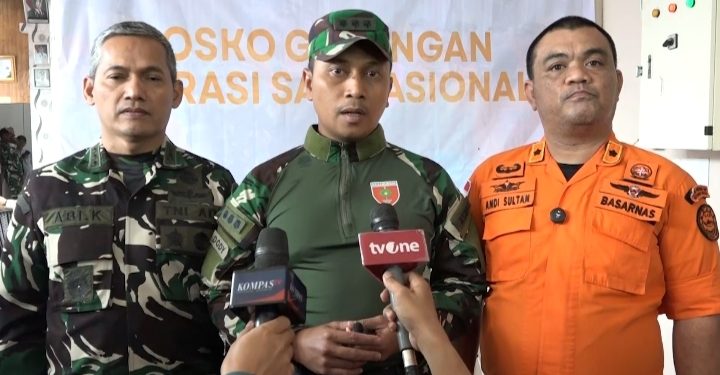 Tim Gabungan Temukan Diduga Black Box di Lokasi Jatuhnya Pesawat di Tompobulu
