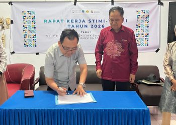 STIMI YAPMI Makassar Fokus pada Sasaran Mutu, Dr. Ibrahim Syah Resmi Tutup Rapat Kerja 2026