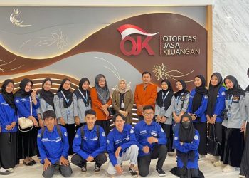 Optimalisasi Literasi Keuangan, HMPS Ekonomi Syariah FEBI INASS Lakukan Kunjungan Strategis ke OJK Sulselbar