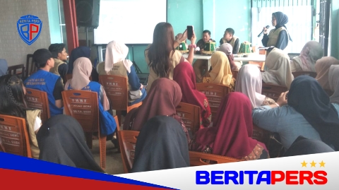 Seminar Akhir KKN Sandi Karsa Makassar Paparkan Program ke Pemdes Kampung Beru