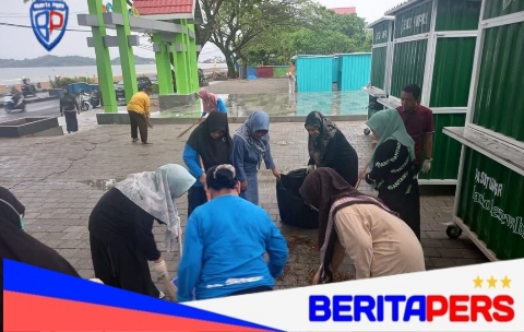 RSUD Andi Makkasau Parepare Dukung Gerakan Indonesia ASRI melalui Jumat Bersih Terpadu