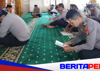 Polisi Mengaji, Polres Bulukumba Khatamkan Al-Qur’an 30 Juz Setiap Hari di Bulan Ramadan