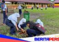 UPT SMP Negeri 3 Suppa Konsisten Laksanakan Program SAMBUSA Wujudkan Lingkungan Sekolah Bersih