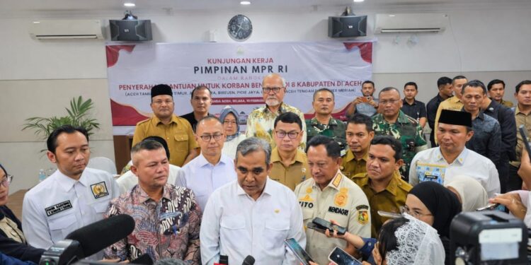 MPR, Mendagri, dan BPOM Salurkan Bantuan Ramadhan