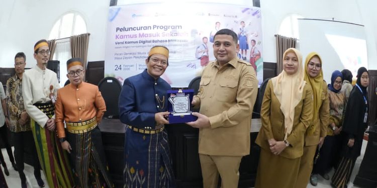 Walikota Munafri, Bahasa Makassar Dihidupkan Lewat Kamus Masuk Sekolah
