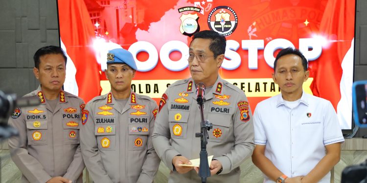 Doorstop Kapolda Sulsel Terkait Perkembangan Penyidikan Kasus Penganiayaan Bripda Dirja Pratama