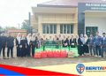 OSIS SMAN 10 Sinjai Gandeng MPK dan ROHIS Tebar Ratusan Takjil di Mangarabombang