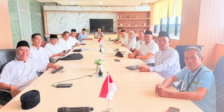 Sekjen IKA Unhas Pimpin Rapat Persiapan Mubes, Sepakati Perpanjangan SK Pengurus Daerah