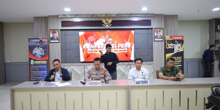 Polda Sulsel Gelar Konferensi Pers Ungkap Kasus Curas di Kab. Luwu, Pelaku Ditangkap di Minahasar
