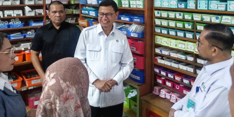 Taruna Ikrar Kepala BPOM RInKunjungi RSUP Wahidin, Konsolidasikan Kekuatan Nasional Berantas TBC dari Sulawesi Selatan