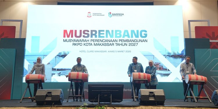 Gubernur Sulsel Dukung Penertiban PKL di Makassar, Ingatkan Masalah Sampah dan Lingkungan