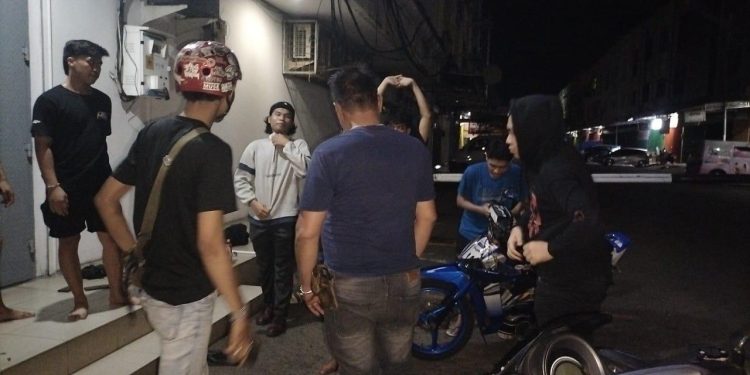 Resmob Makassar Ringkus Pelaku Curat Kurang Dari 24 Jam
