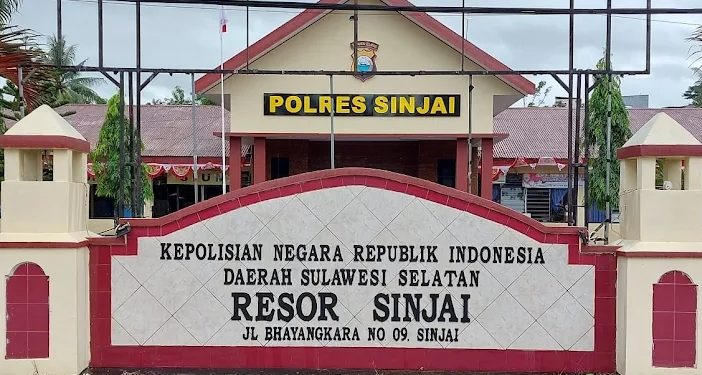 Propam Polres Sinjai Selesaikan Persoalan Anggota dengan Warga Secara Damai