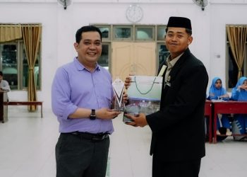Membuka Cakrawala Internasional Melalui Hypnotherapy: Pembekalan Intensif Santri TMI 2026 Bersama Coach Muh Anwar. HM
