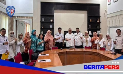 Irwan Hamid Resmi Lepas Tim Penilai Kebersihan dan Penataan Kantor, Sambut HUT Ke-66 Pinrang