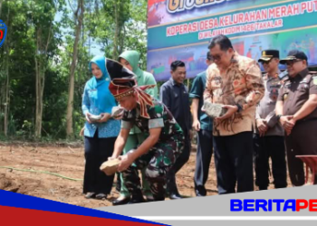 Bupati Takalar Dampingi Pangdam XIV/Hasanuddin Ground Breaking Koperasi Merah Putih di Canrego