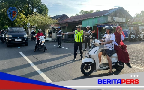 Pengaturan pagi, Sat Lantas Polres Parepare Berikan Perlindungan dan Rasa Aman Bagi Pengendara