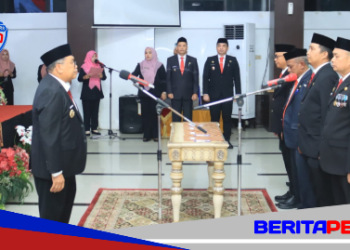 Tingkatkan Kinerja Birokrasi, Bupati Takalar Lantik 4 Pejabat Eselon II-B dan Terapkan Sistem Rotasi Berkala